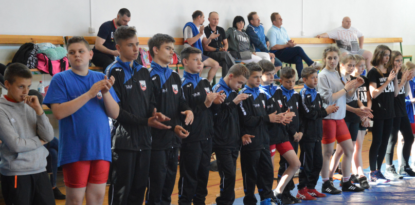 Zapaśnicy i zapaśniczki z całej Polski w Stoku Lackim