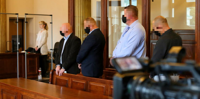 Siedleccy policjanci wyszli już na wolność