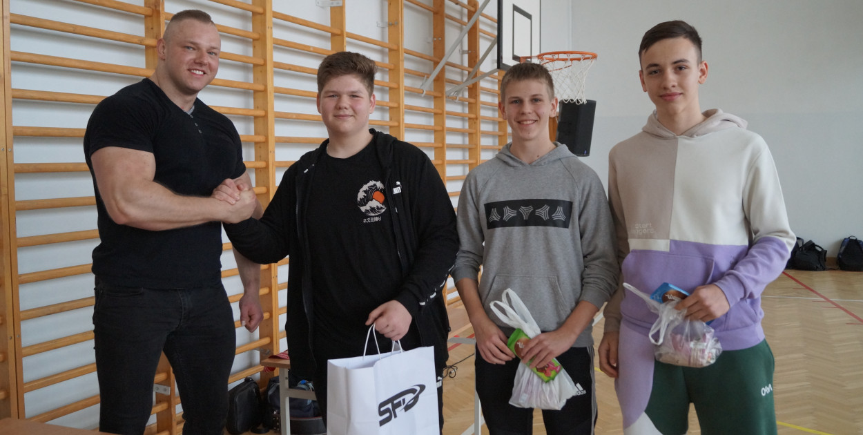 Lekcja wf-u inaczej (FOTOGALERIA)