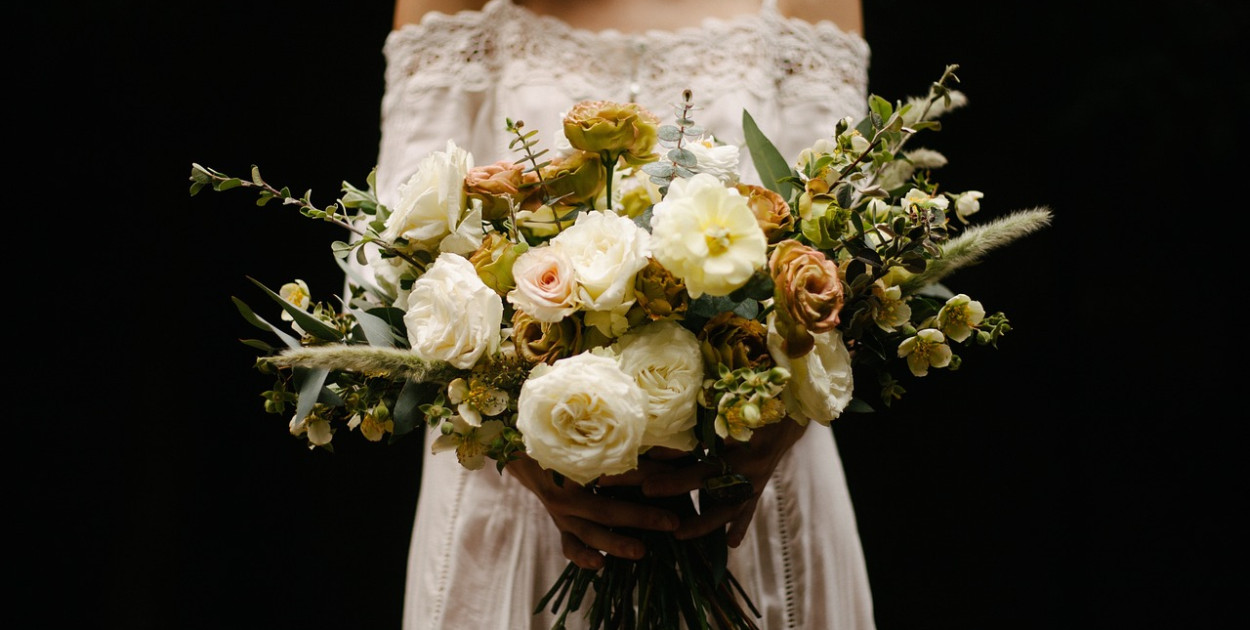 Poczta z Kwiatami w Krakowie i Warszawie: Szybka i Wygodna Dostawa