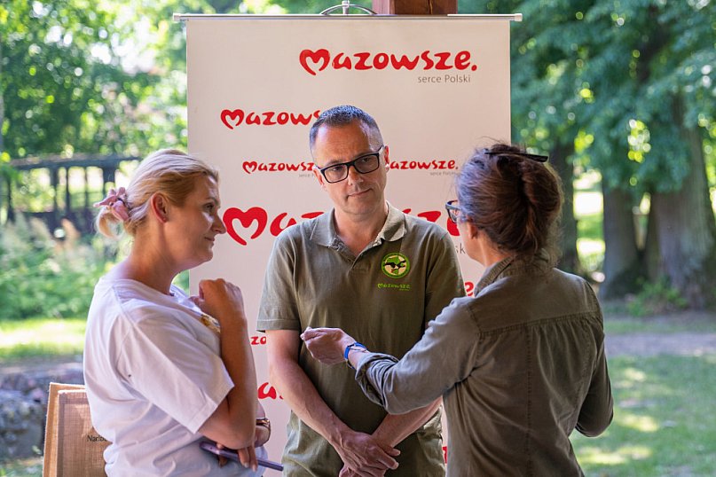 Warsztaty  Medialne z Kamerą na Mazowszu: Edycja: Dwór w Dąbrowie