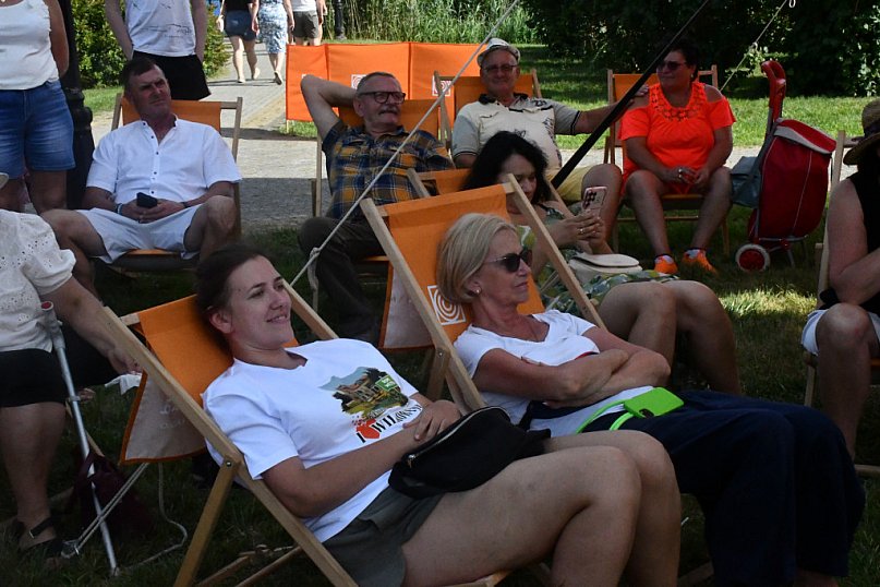 Jarmark Folkowy w Wilkowyjach-Jeruzal/MROZY