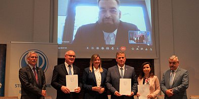 Umowa podpisana, czas na realizację-38622