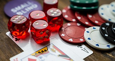 Szybki rozwój branży hazardowej: przyczyny i konsekwencje-43221