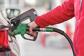 Ceny paliw. Kierowcy nie odczują zmian, eksperci mówią o "napiętej sytuacji"-44495
