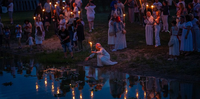 Choć najkrótsza, to niezapomniana noc w Ostrówku  - 50827