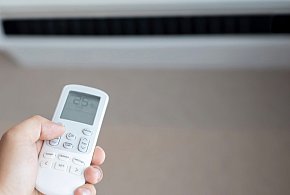 Chłodzisz się klimatyzacją? Oto, co najczęściej robią źle Polacy-51019