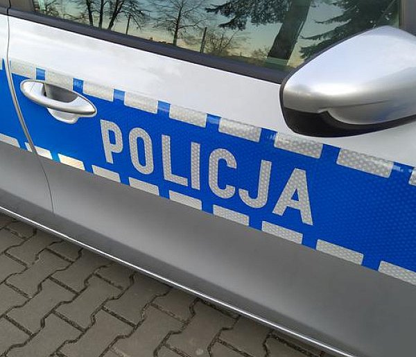 Tragiczny wypadek w Uninie. Dwoje dzieci potrąconych przez samochód-51704