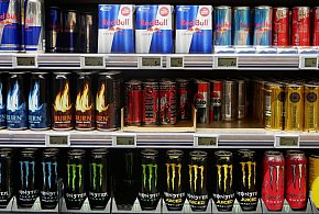 Popularne napoje pójdą ostro w górę. Rząd szykuje podwyżkę VAT-53385