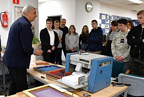 Opór, strajki i bibuły. 45 lat "Solidarności" na UWS-53388