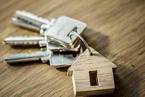 Wielkie zmiany przy sprzedaży mieszkań. Pośrednicy stracą swobodę?