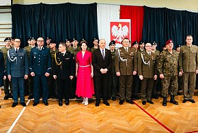 Nowi kadeci złożyli ślubowanie. Tak wyglądała uroczystość w siedleckim „Rolniku”