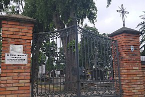 Mieszkańcy Siedlec odkrywają wyszukiwarkę grobów