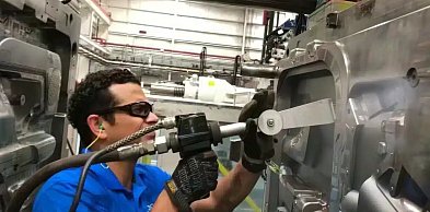 Bez wody, bez chemii, bez odpadów — nowy standard czystości w produkcji