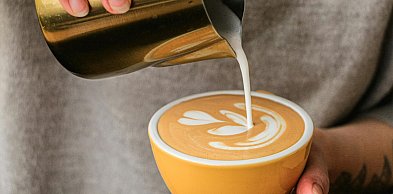 Na co zwracać uwagę przy wyborze spieniacza do mleka?