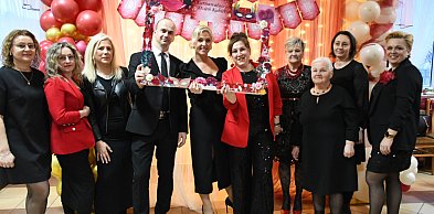 Tłumy pań, tulipany i wielkie emocje. Karnawałowy Dzień Kobiet (FOTOGALERIA)