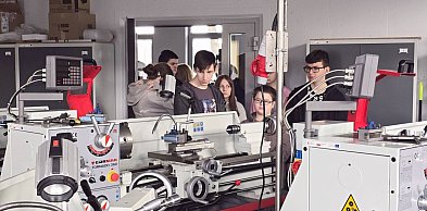 Bardzo pracowite Centrum