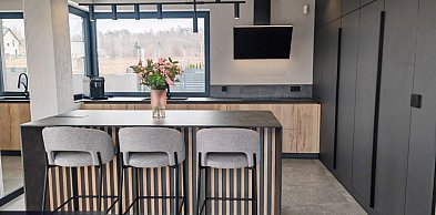 Kuchnia na wymiar czy gotowa – co się bardziej opłaca?