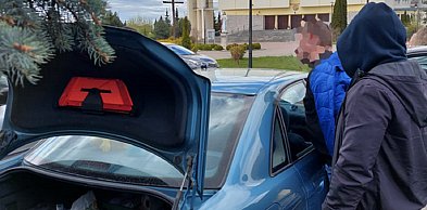 Zatrzymani na gorącym uczynku w kościele. Kradli pieniądze z puszek