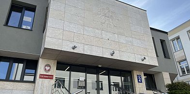 Dzieciobójstwo w Brzezinach. Kobieta wyrzuciła noworodka do kosza. Akt oskarżenia-53659