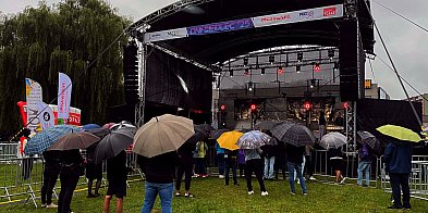 Ulewa zaskoczyła organizatorów Dni Siedlec. Można było -52147