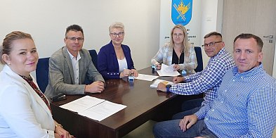 Powiat łosicki: Inwestycja w czystsze środowisko-52200