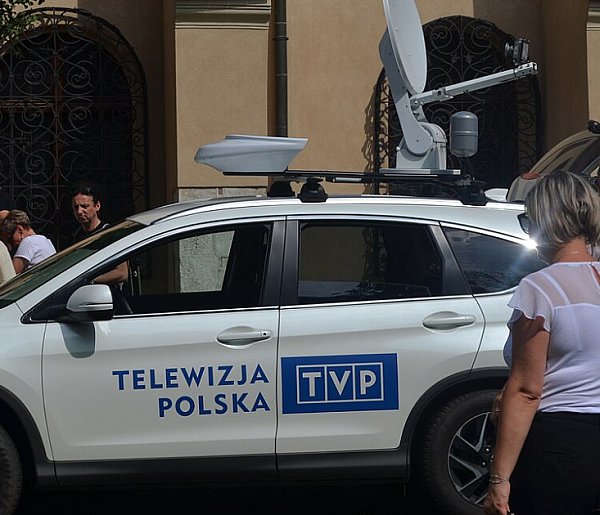 Zmiany w Telewizji Polskiej. Te kanały mogą przejść do historii-52182