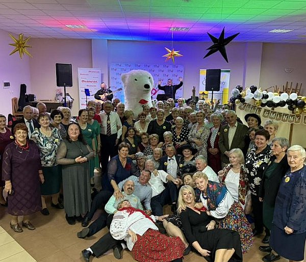 Młodość w sercu, radość w oczach – tak bawili się seniorzy w Przygodach-52778