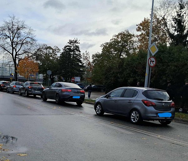 Autobusem do szkoły w Siedlcach – dzieci z okolicznych gmin tracą czas w korkach-52781