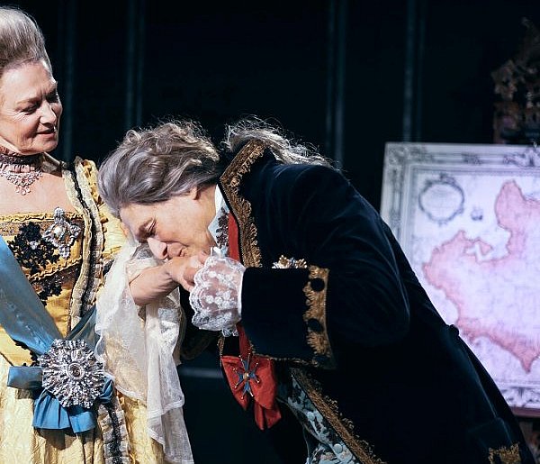 Namiętność i dyplomacja