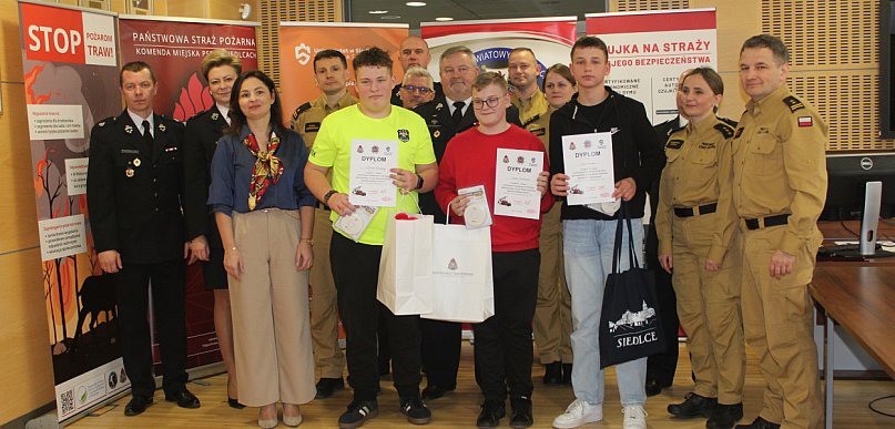 Młodzi znawcy pożarnictwa w akcji