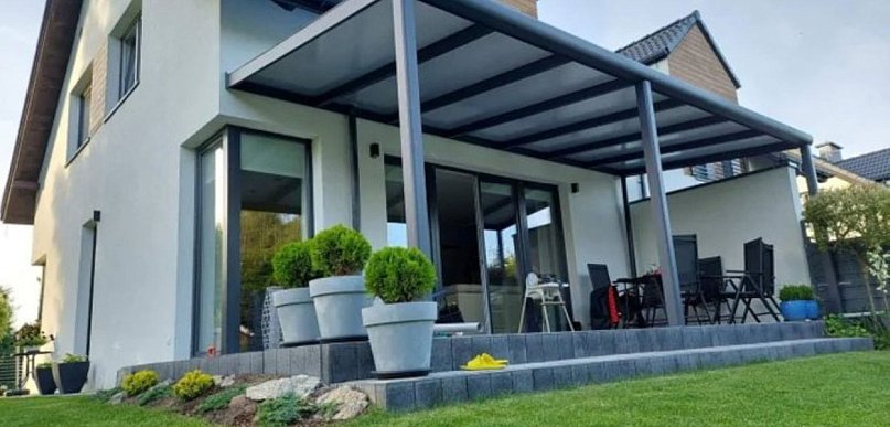 Jak zaplanować zadaszenie tarasu krok po kroku przed sezonem letnim