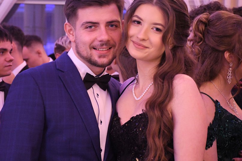 Studniówkowy bal maturzystów siedleckiej „Samochodówki”