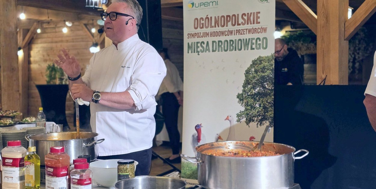 Jedną z atrakcji sympozjum był pokaz Roberta Sowy.