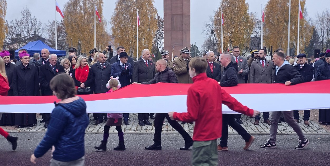 Siedleckie uroczystości przy Pomniku Wolności