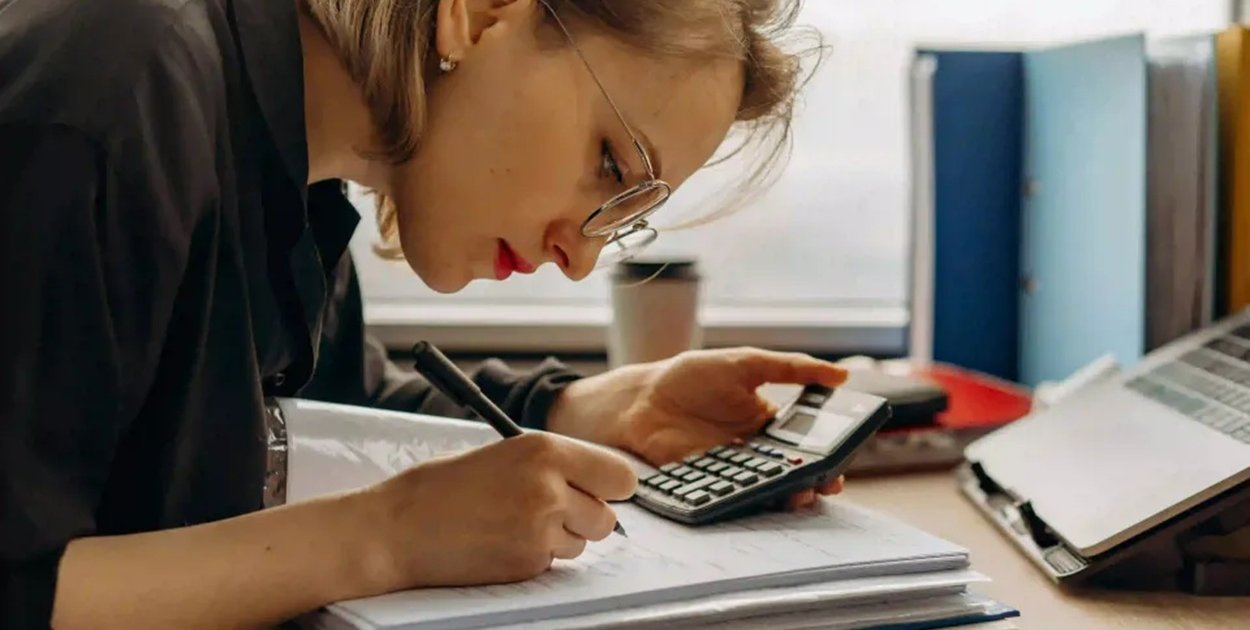 Małe nawyki, duża różnica — prosty sposób na lepsze finanse