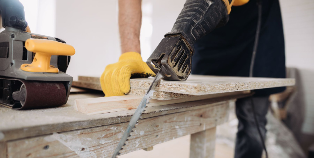 Piła szablasta dla początkujących – od czego zacząć?