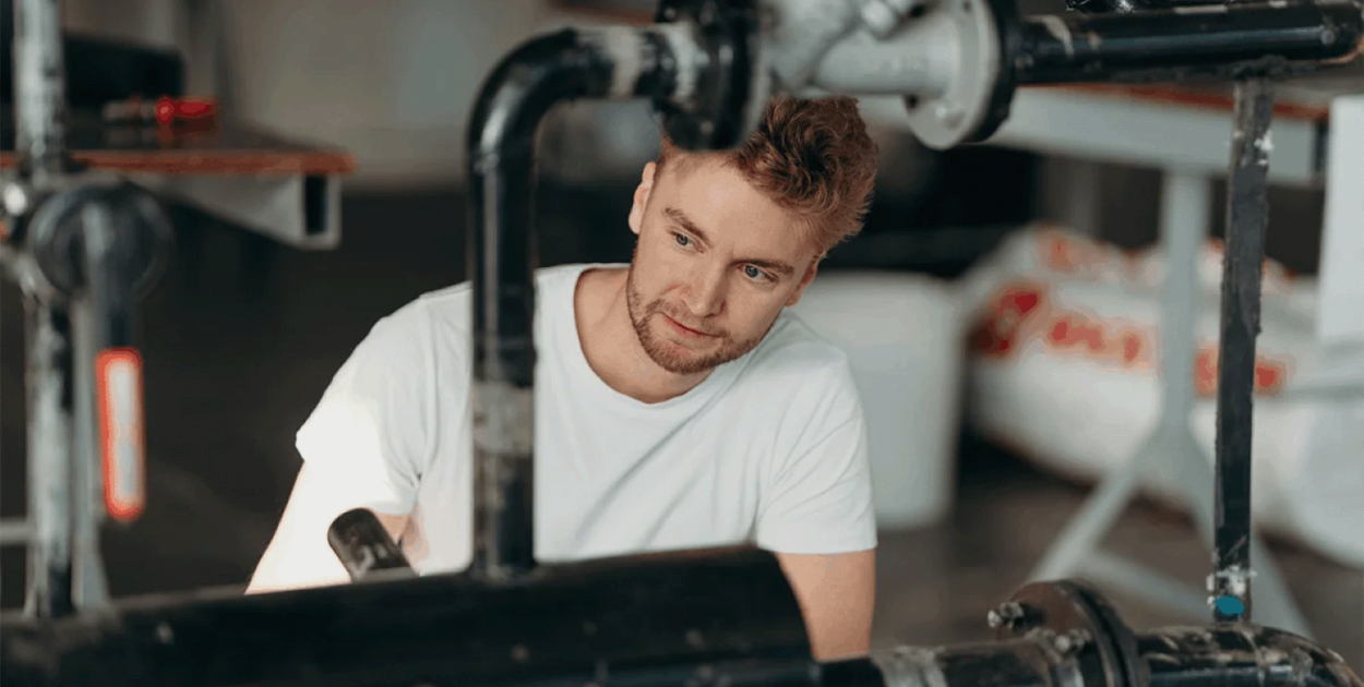 Kurs montera izolacji – jak zdobyć zawód, który daje realną pracę w przemyśle i za