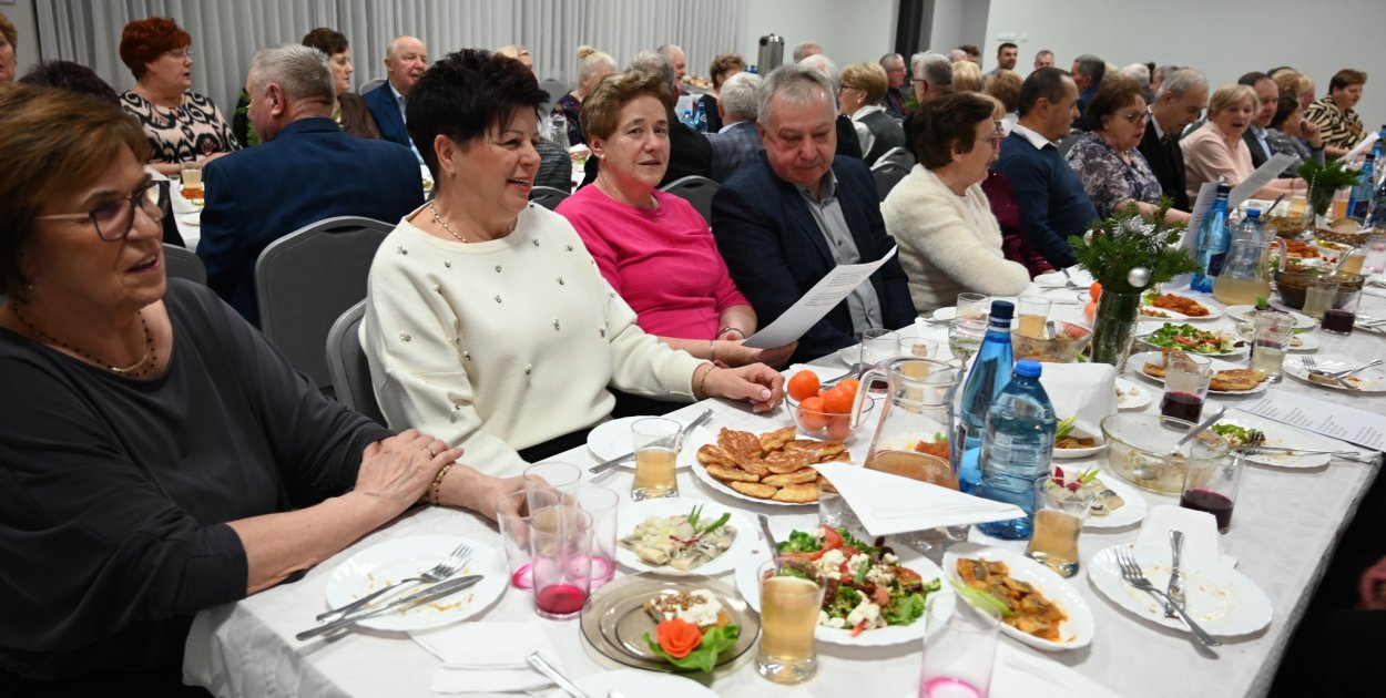 Samorząd stawia na „trzecie miejsca”